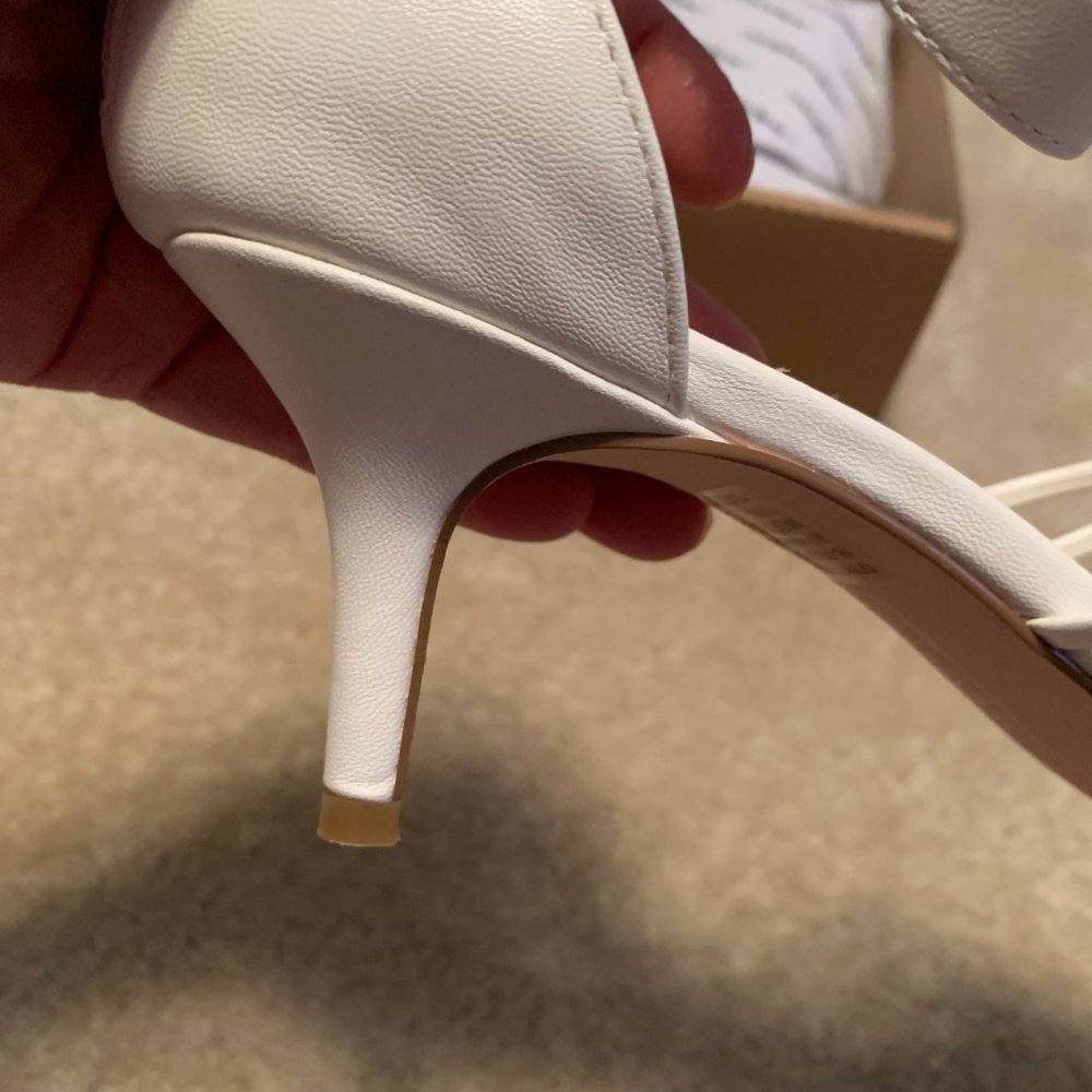 NWT NIB Comfortview White Ivy Strappy Sandal Size 11W - Picture 8 of 14